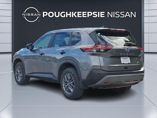 Gun Metallic 2023 Nissan Rogue S