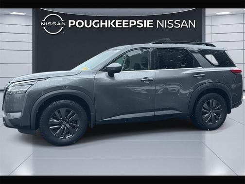 Gun Metallic 2022 Nissan Pathfinder SV 4WD