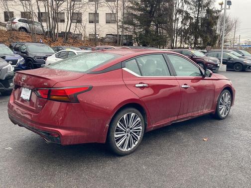 2024 Nissan Altima 2.5 SL