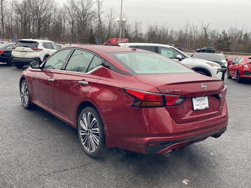 2024 Nissan Altima 2.5 SL