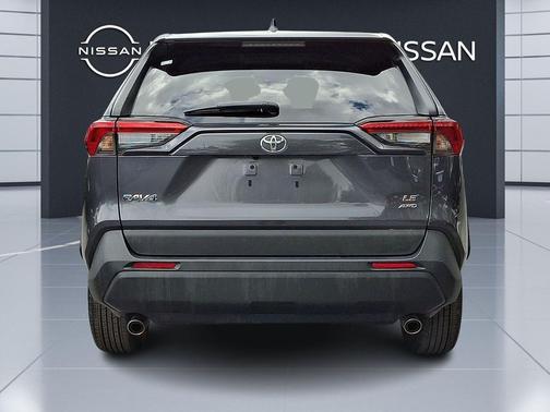 Magnetic Gray Metallic 2022 Toyota RAV4 LE