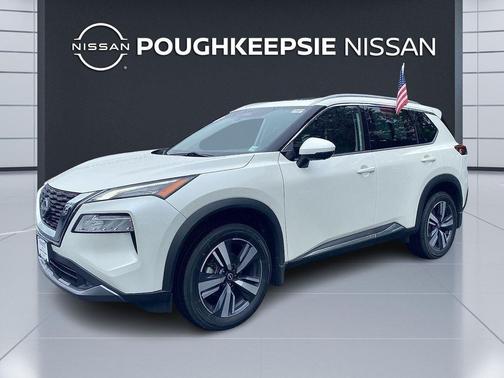 2022 Nissan Rogue SL