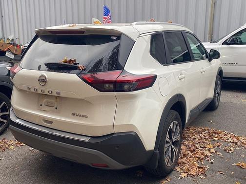 2022 Nissan Rogue SV