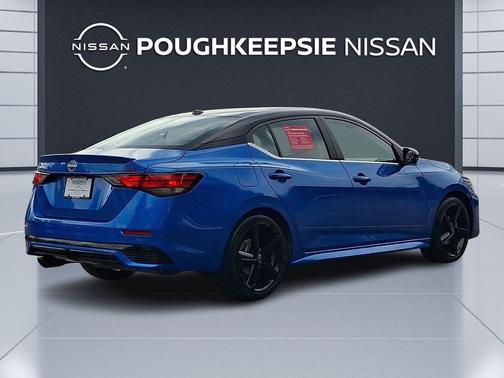 Electric Blue Metallic/Super Black 2024 Nissan Sentra SR