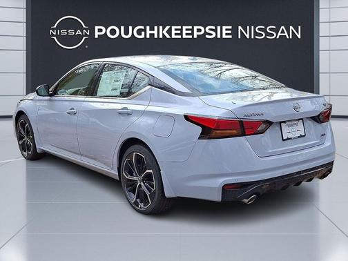 2025 Nissan Altima SR AWD