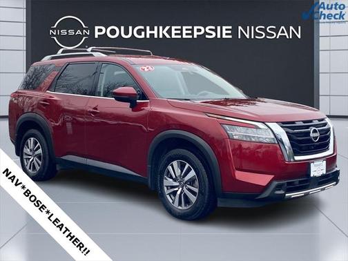 2023 Nissan Pathfinder SL 4WD