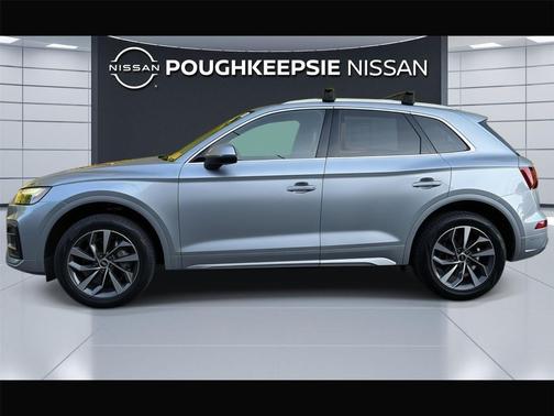 Florett Silver Metallic 2021 Audi Q5 45 Premium Plus