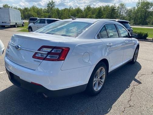 2019 Ford Taurus SE