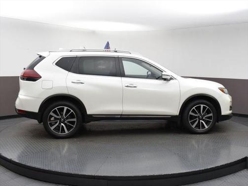 2020 Nissan Rogue SL