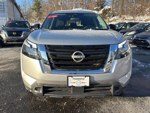 2024 Nissan Pathfinder S 4WD