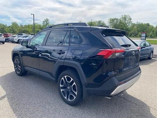 2019 Toyota RAV4 Adventure