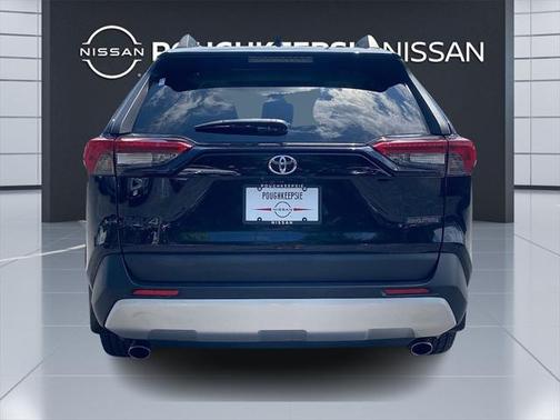 2019 Toyota RAV4 Adventure