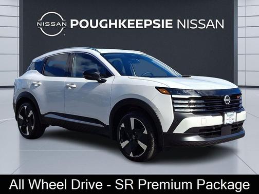 Aspen White Tricoat 2026 Nissan Kicks SR