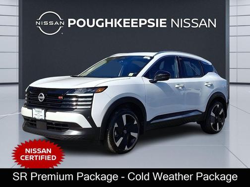 Aspen White Tricoat 2026 Nissan Kicks SR