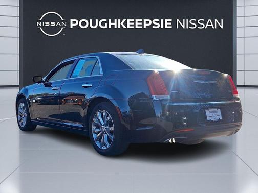 2018 Chrysler 300 Limited