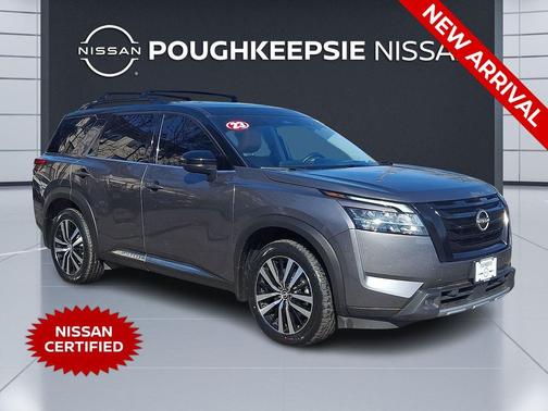 2023 Nissan Pathfinder Platinum 4WD