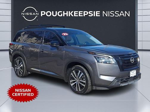 2023 Nissan Pathfinder Platinum 4WD