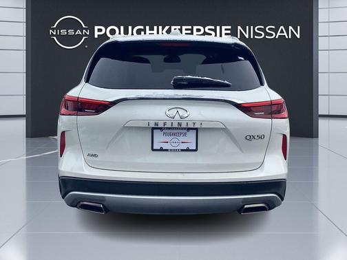 2021 INFINITI QX50 LUXE AWD