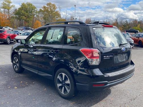 2017 Subaru Forester 2.5i