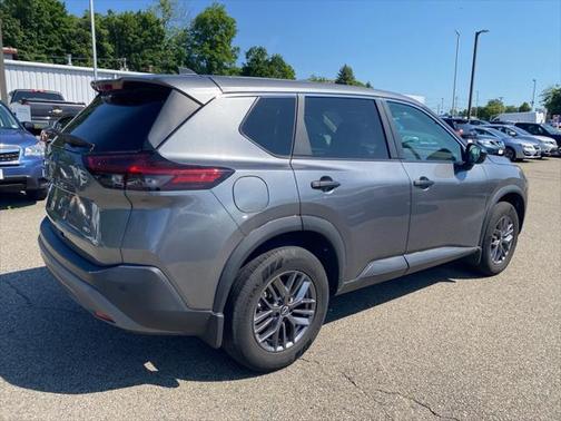 2022 Nissan Rogue S