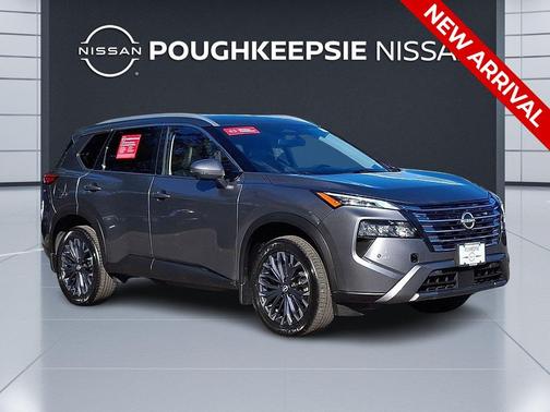 Gun Metallic 2025 Nissan Rogue SL