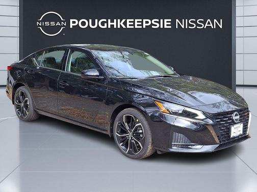 2025 Nissan Altima SR AWD