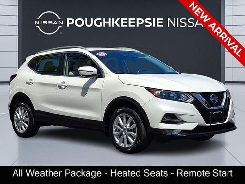 Pearl White Tricoat 2020 Nissan Rogue Sport SV