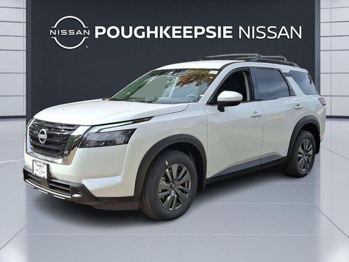 2025 Nissan Pathfinder SV 4WD