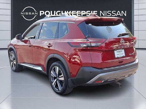 2022 Nissan Rogue SL