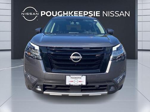 2022 Nissan Pathfinder SL 4WD