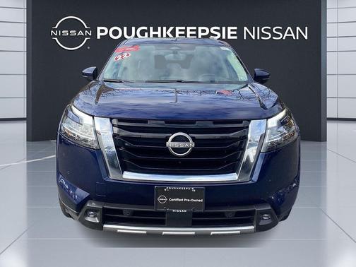 2022 Nissan Pathfinder Platinum 4WD