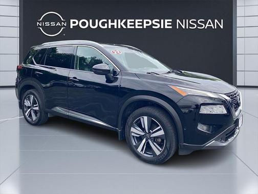 2022 Nissan Rogue SL
