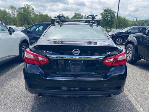 2016 Nissan Altima 2.5 SR