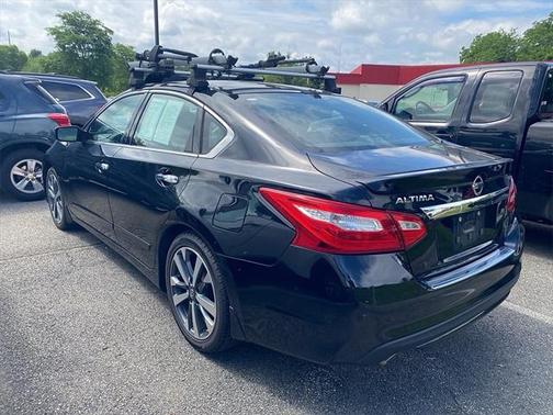 2016 Nissan Altima 2.5 SR