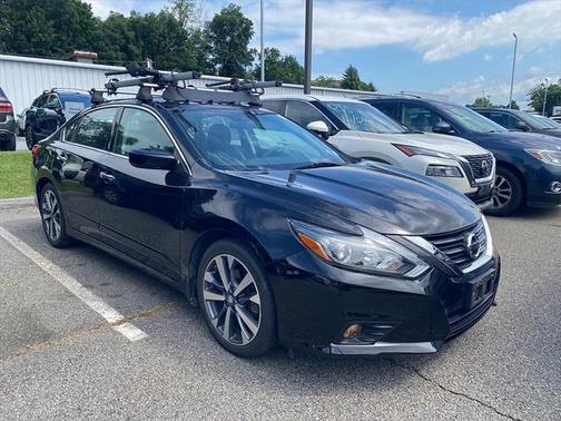 2016 Nissan Altima 2.5 SR