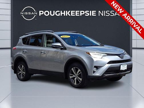 Silver Sky Metallic 2017 Toyota RAV4 XLE