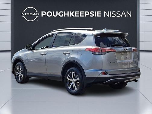 Silver Sky Metallic 2017 Toyota RAV4 XLE