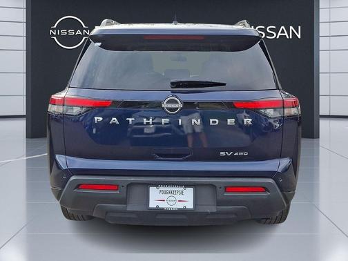 Deep Ocean Blue Pearl 2022 Nissan Pathfinder SV 4WD