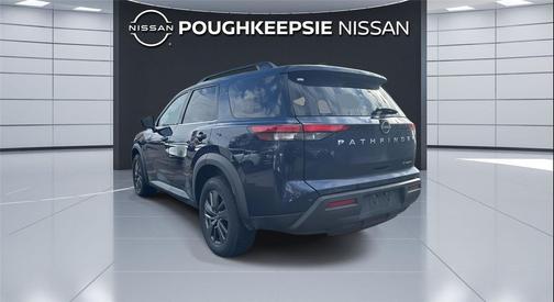 2022 Nissan Pathfinder SV 4WD