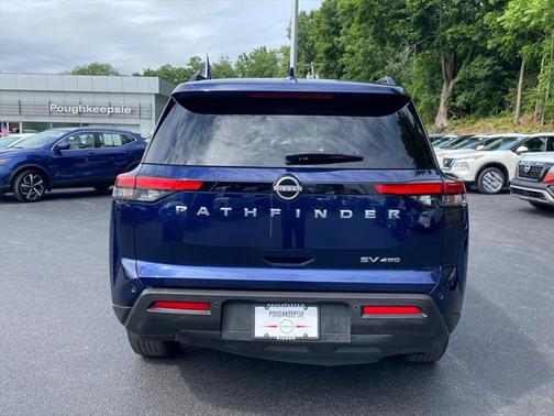 2022 Nissan Pathfinder SV 4WD