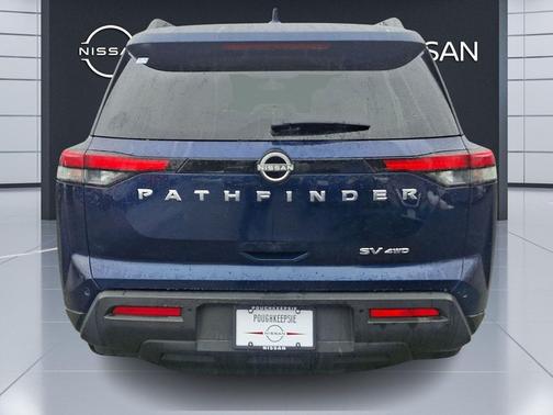 2022 Nissan Pathfinder SV 4WD