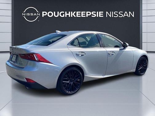 2015 Lexus IS 250 Crafted Line