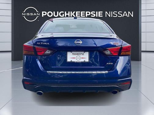 2023 Nissan Altima SR Intelligent AWD