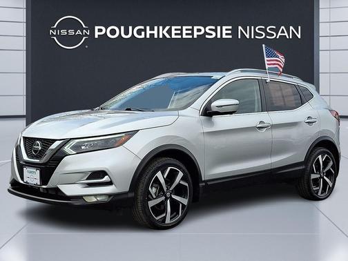 2022 Nissan Rogue Sport SL