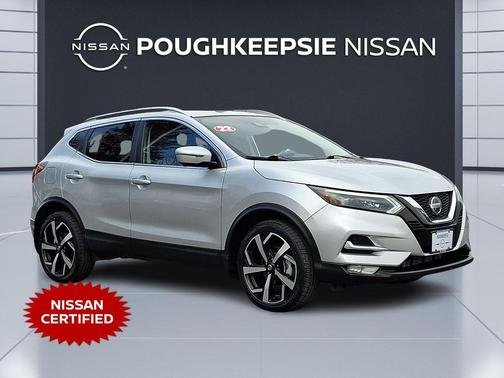 2022 Nissan Rogue Sport SL