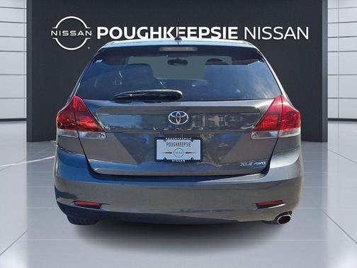 Magnetic Gray Metallic 2014 Toyota Venza XLE