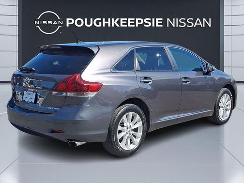 Magnetic Gray Metallic 2014 Toyota Venza XLE
