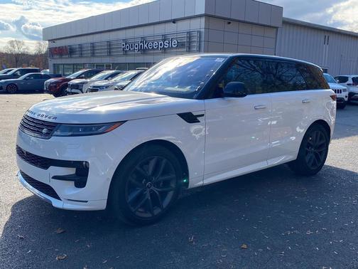 2023 Land Rover Range Rover Sport SE