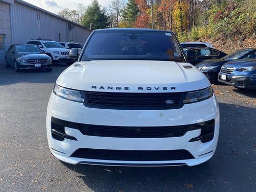 2023 Land Rover Range Rover Sport SE