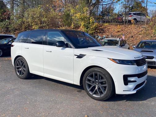 2023 Land Rover Range Rover Sport SE